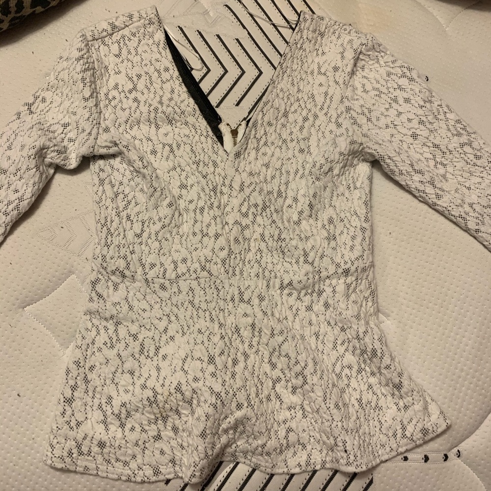 Floral lace top